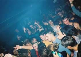 contrast_club_people_1